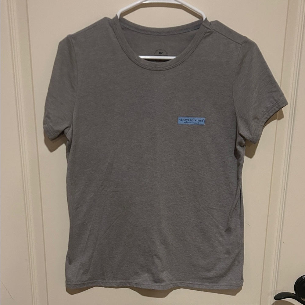Vineyard Vines Gray Tee with Blue and Pink Logo